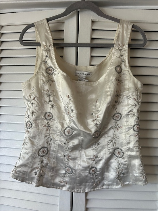 Newport News Tops - Vintage Embroidered / Beaded Corset Top